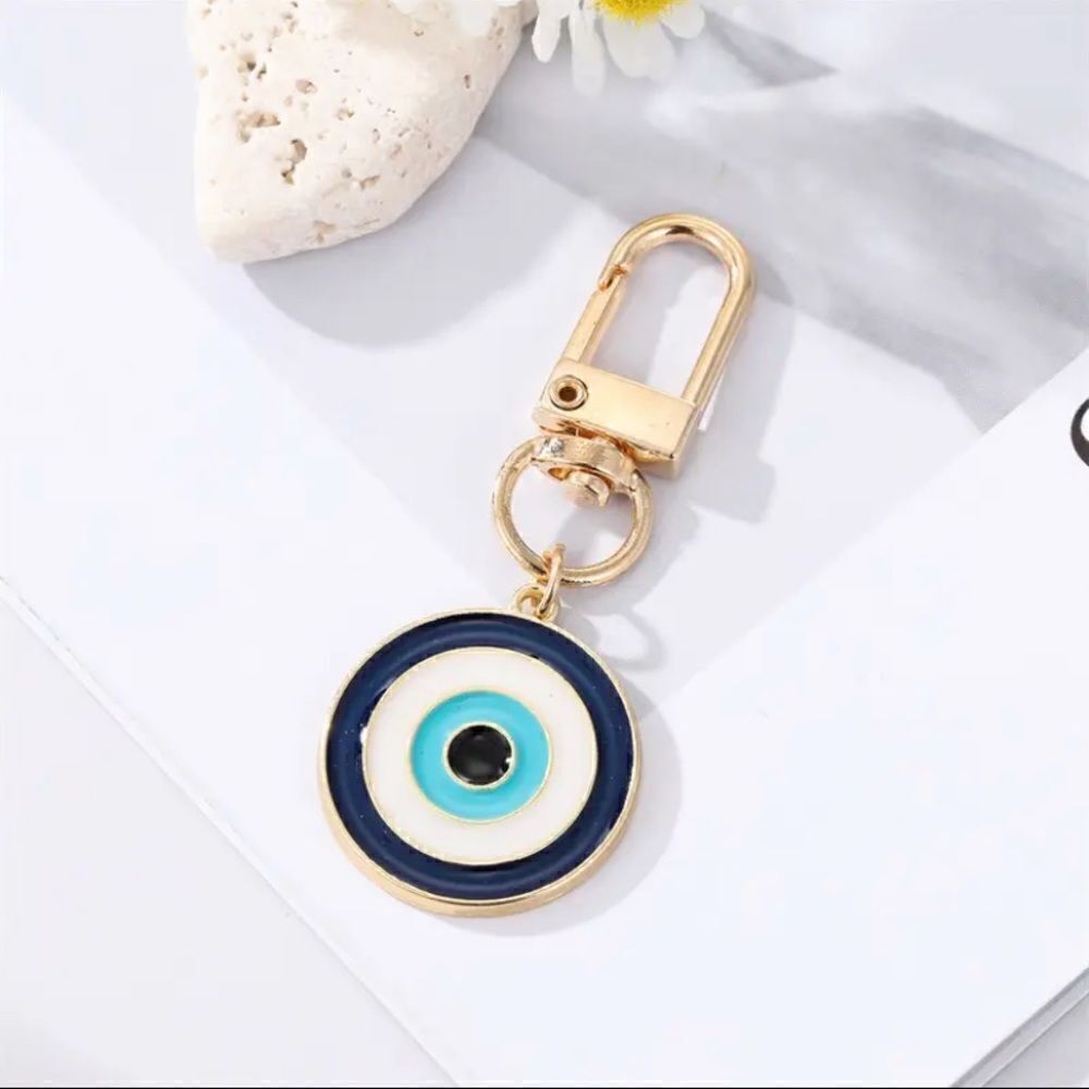 Round Evil Eye Keychain Key Ring light blue and white NWT Zinc Alloy